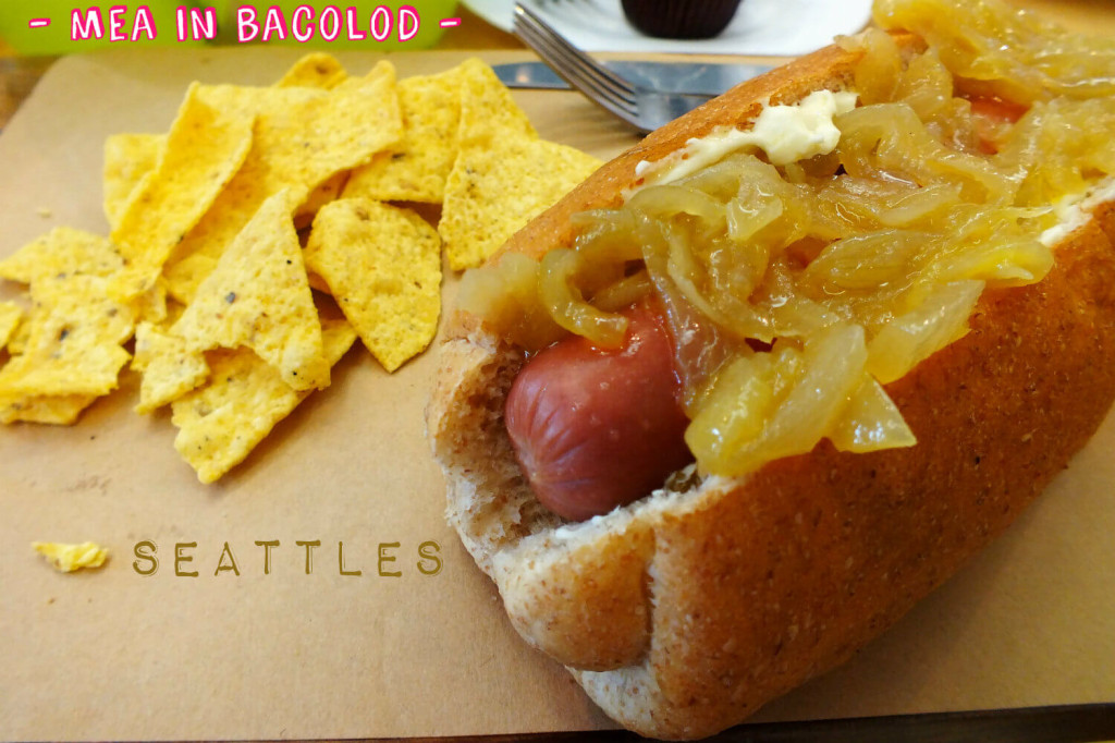Quinos - Hotdogs and Discount Card - Mea in Bacolod - P8