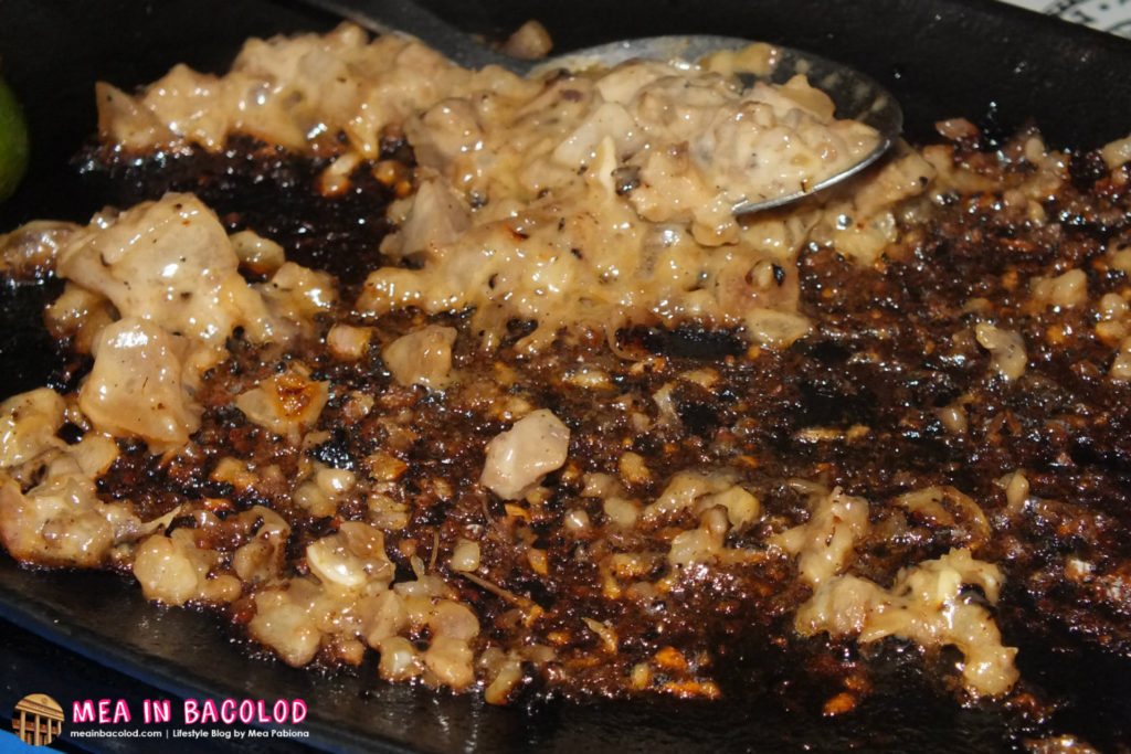 Kubo sa Lawn Sisig - Mea in Bacolod - 2