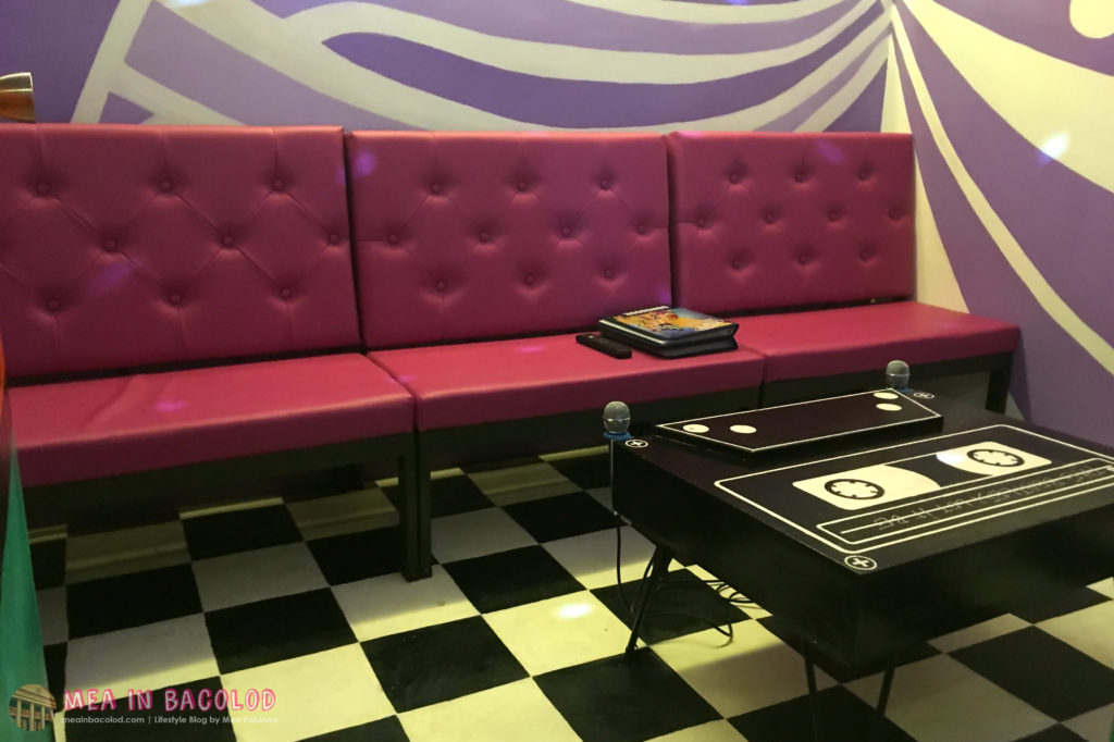 9-retro-ktv-bacolod-purple-ktv-room