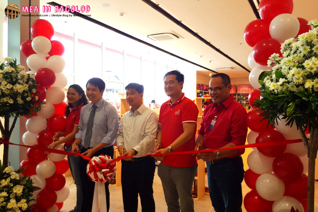 Simply Shoes Ribbon Cutting | Mea in Bacolod